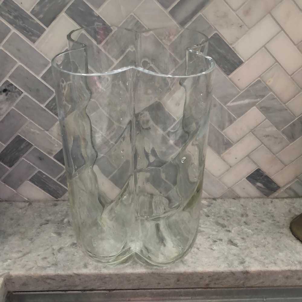 - Crystal vase - unique shape